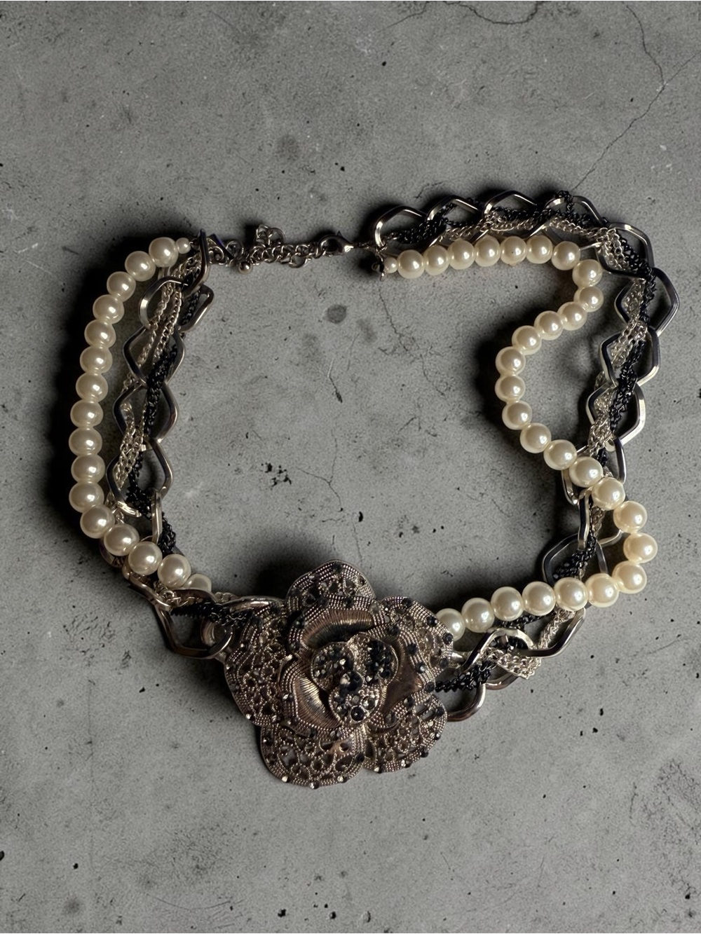 Pearl & Silver-Tone Floral Centerpiece Necklace
